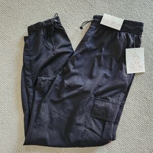 Love Theory Women's Cargo Jogger Pants- NWT